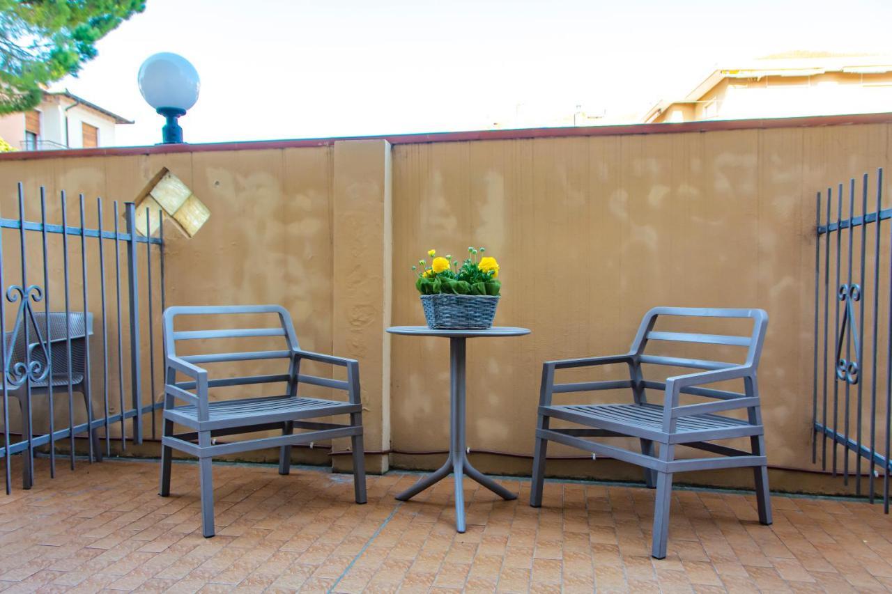 Hotel Delle Mimose Diano Marina Exterior photo