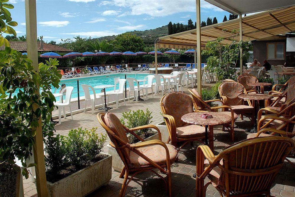 Hotel Delle Mimose Diano Marina Exterior photo